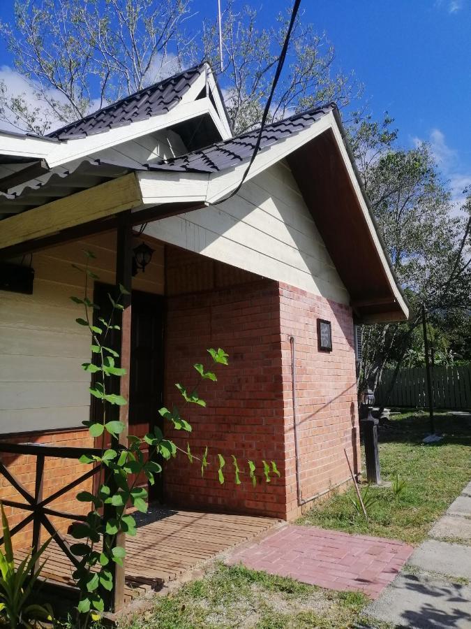 Api-api Eco Resort Pantai Kok Habitación foto