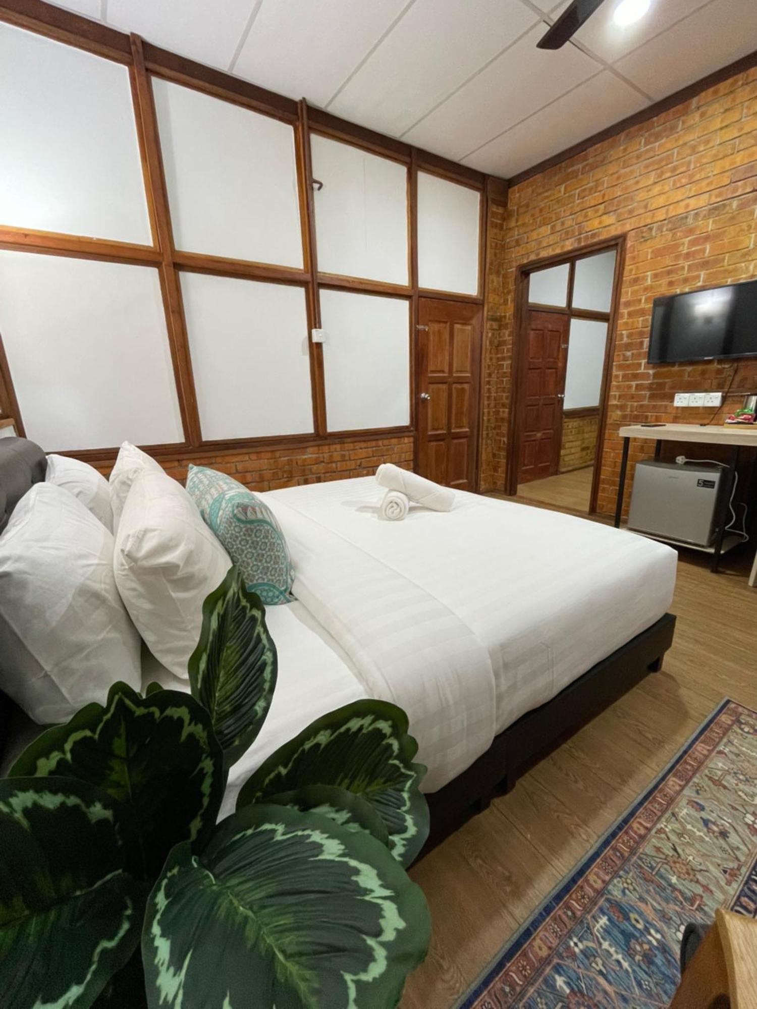 Api-api Eco Resort Pantai Kok Habitación foto